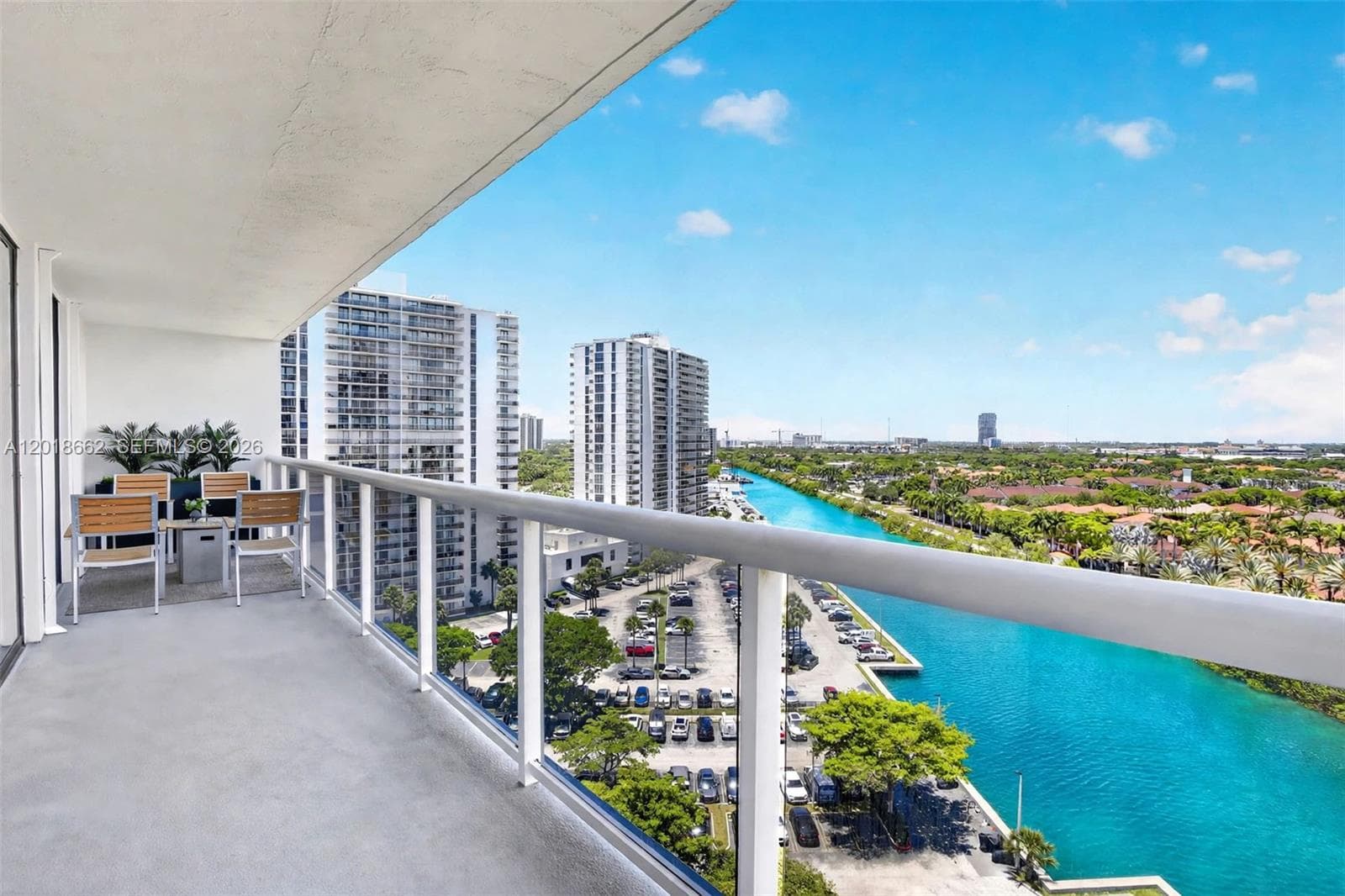 20505 E Country Club Dr # 1431, Aventura, FL 33180 photo 3