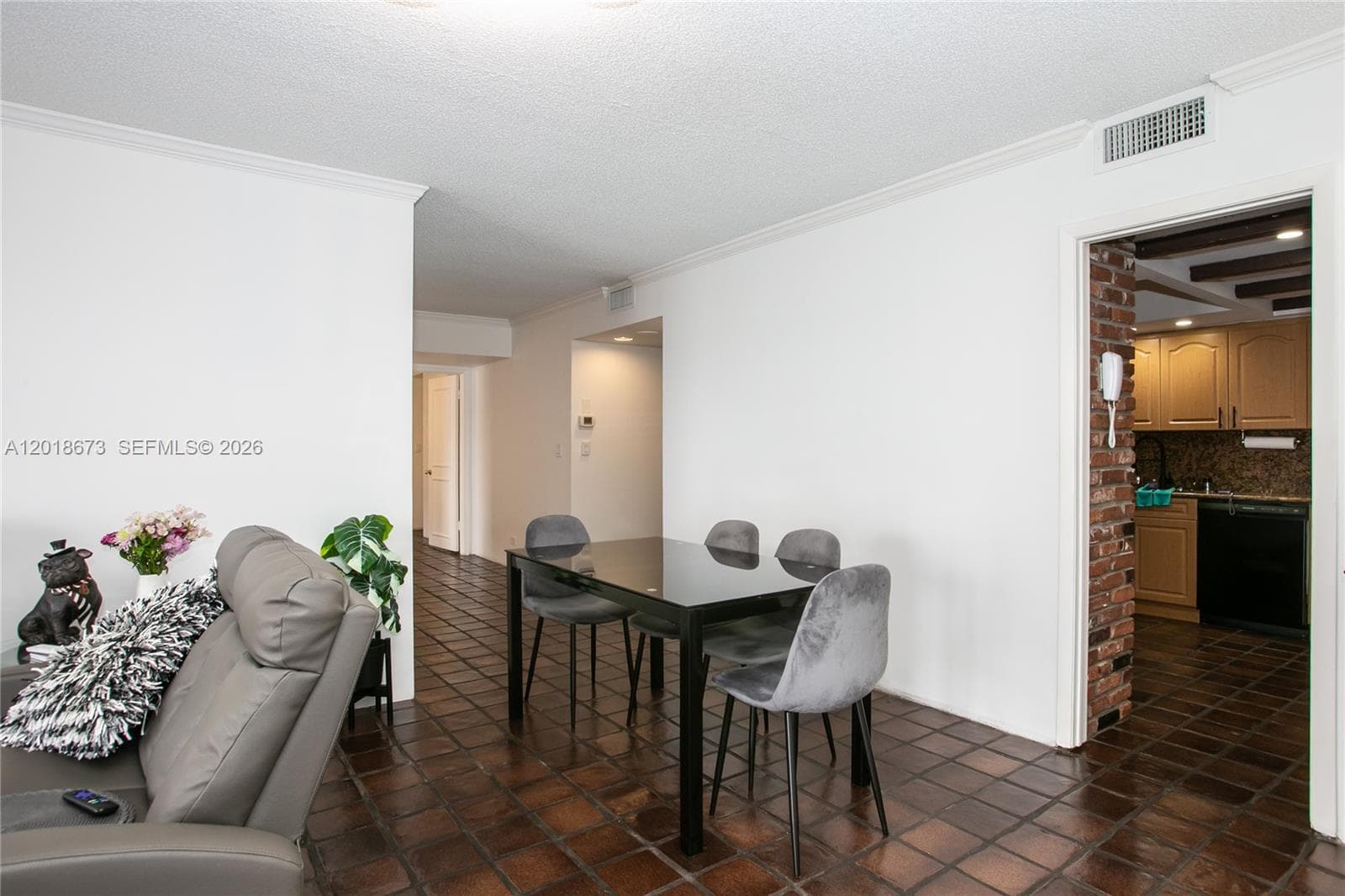 1800 NE 114th St # 1207, Miami, FL 33181 photo 4