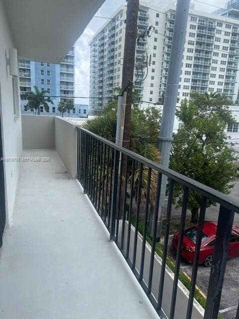 6965 Harding Ave # 305, Miami Beach, FL 33141 photo 2