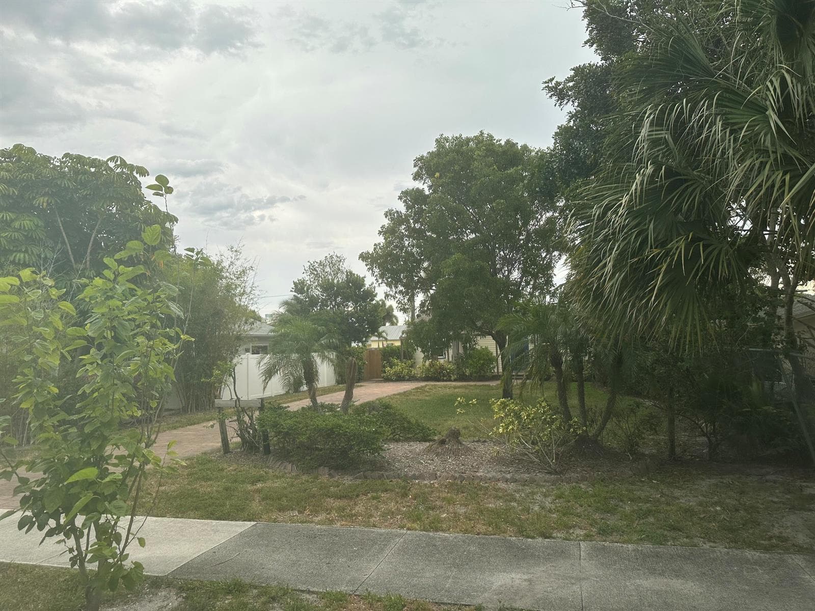 729 SE 2nd Avenue, Delray Beach, FL 33483 photo 2