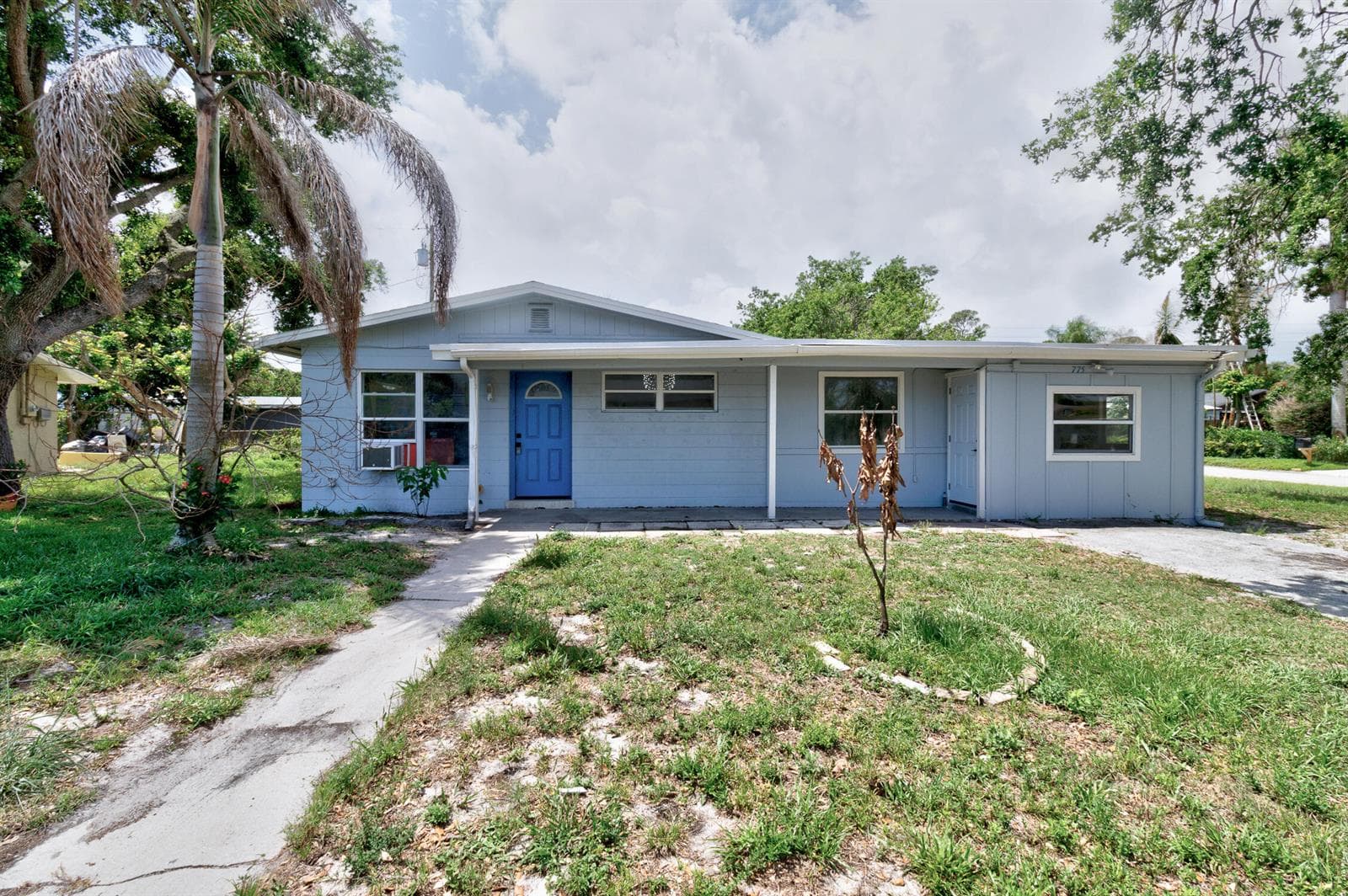 775 SW 4th Pl Place SW, Vero Beach, FL 32962 photo 5