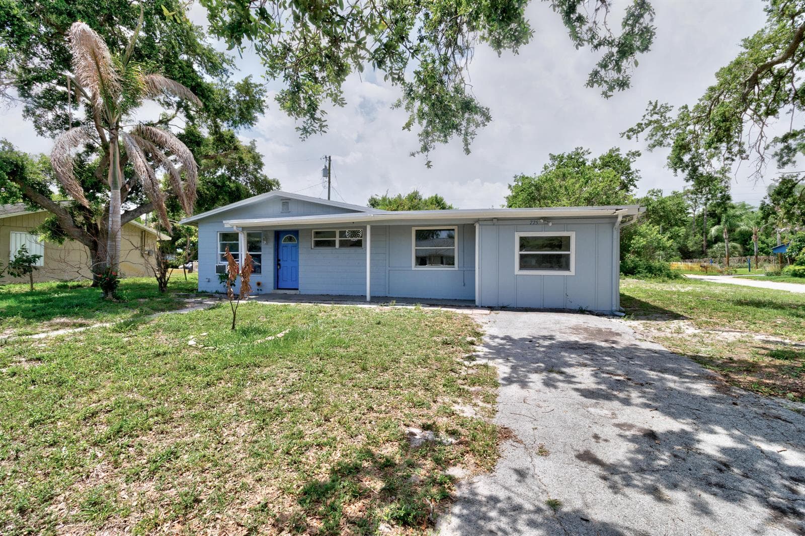 775 SW 4th Pl Place SW, Vero Beach, FL 32962 photo 4