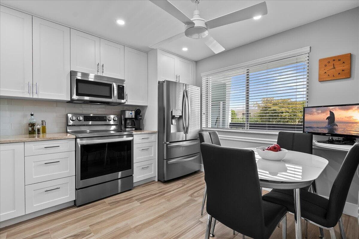 6698 10th Avenue N # 305, Lake Worth, FL 33461 photo 2