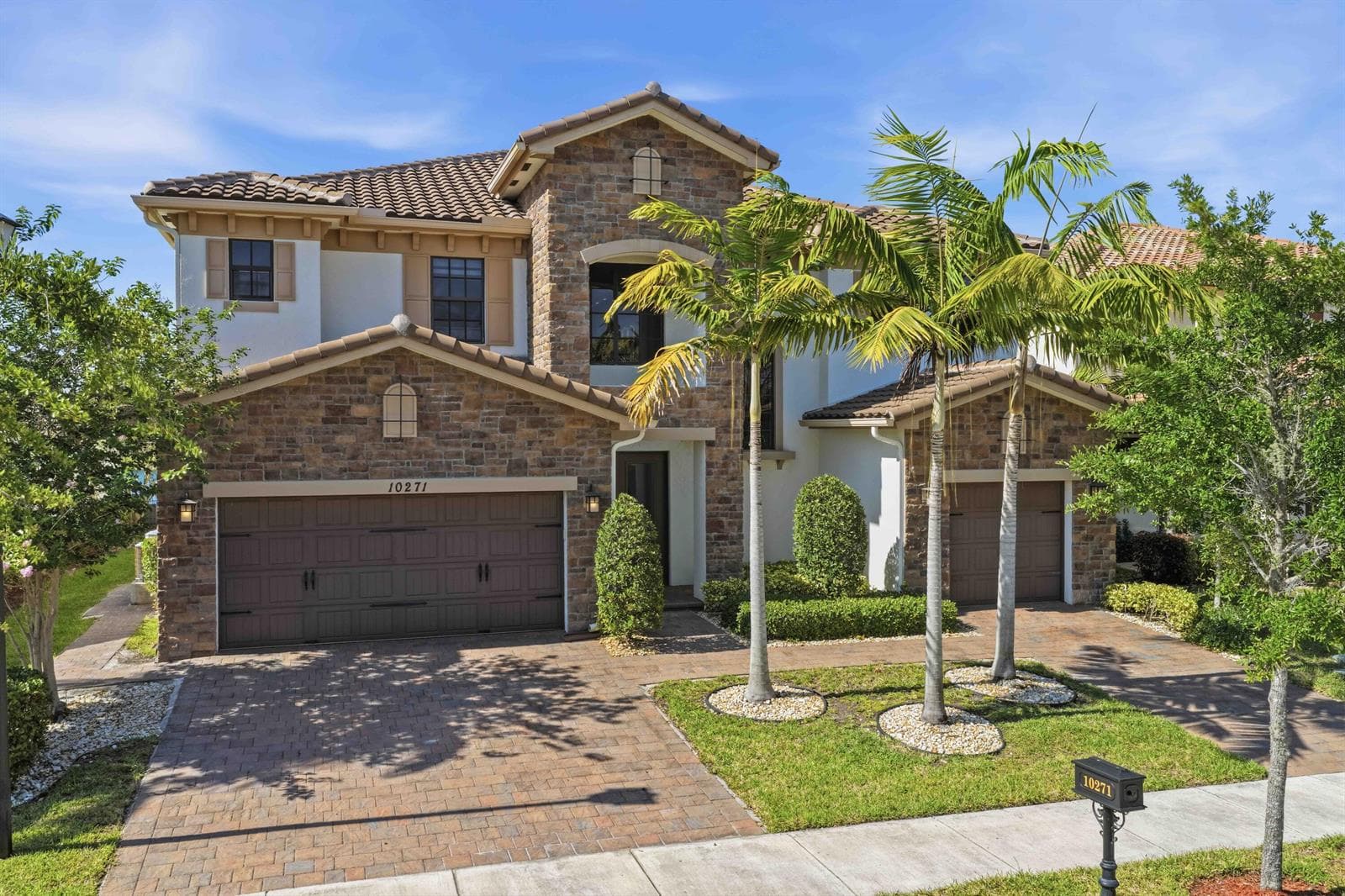 10271 Peninsula Place, Parkland, FL 33076 photo 2