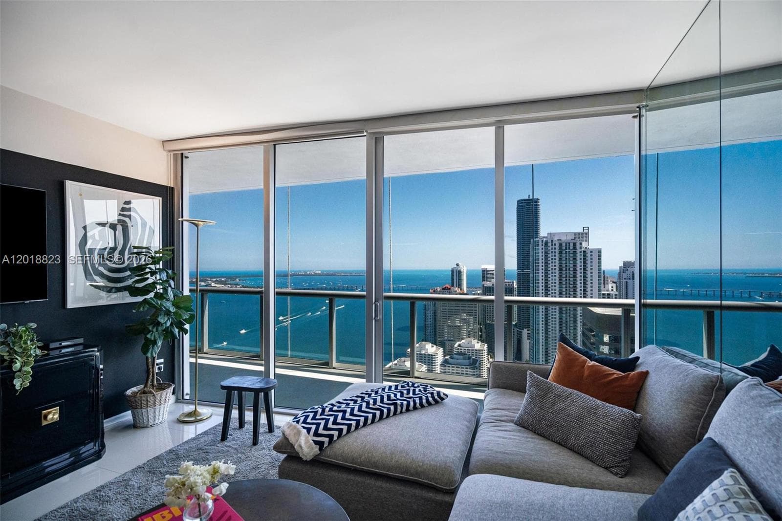 495 Brickell Ave # 4911, Miami, FL 33131 photo 4