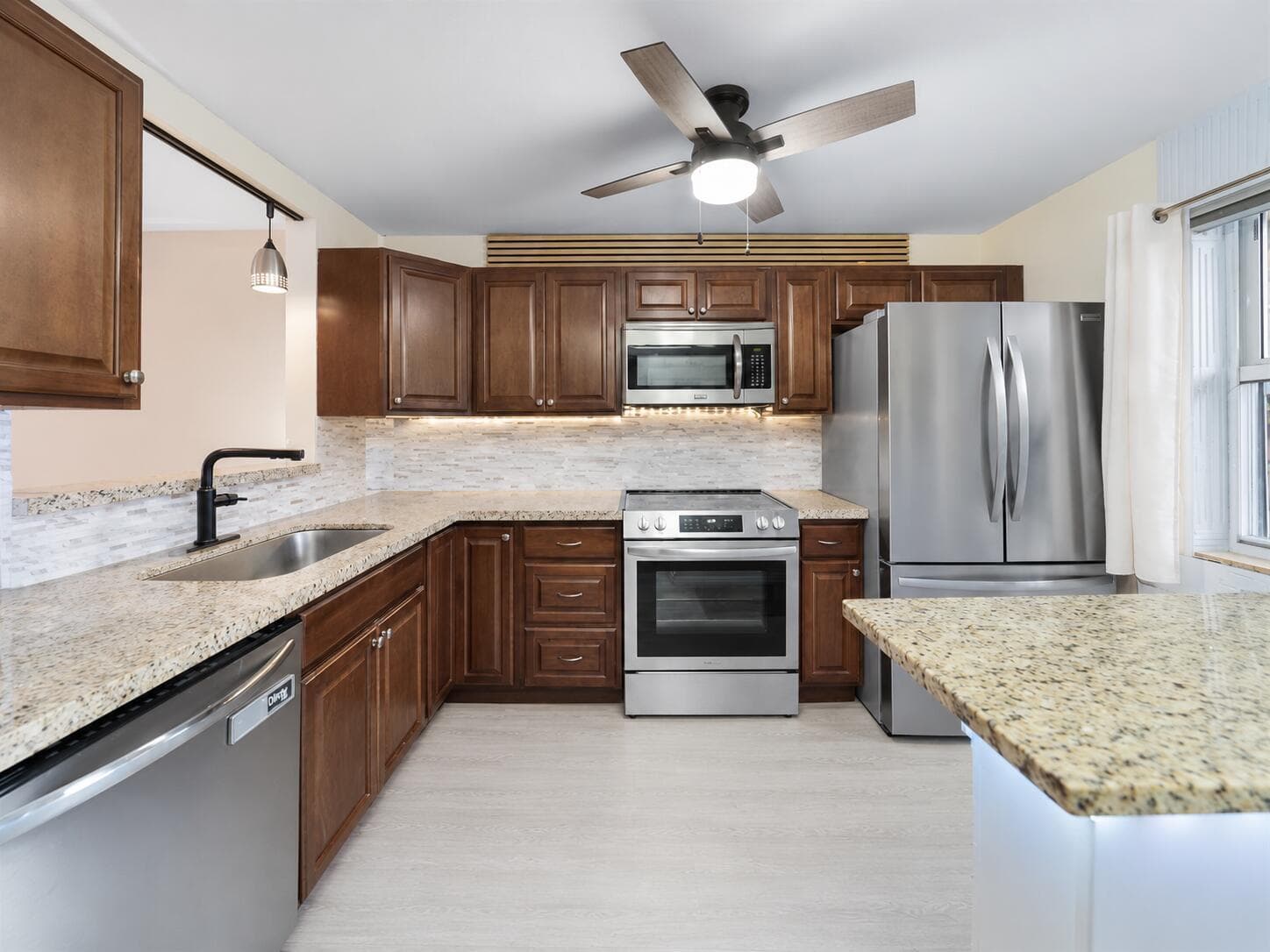777 S Federal Highway # D103, Pompano Beach, FL 33062 photo 3