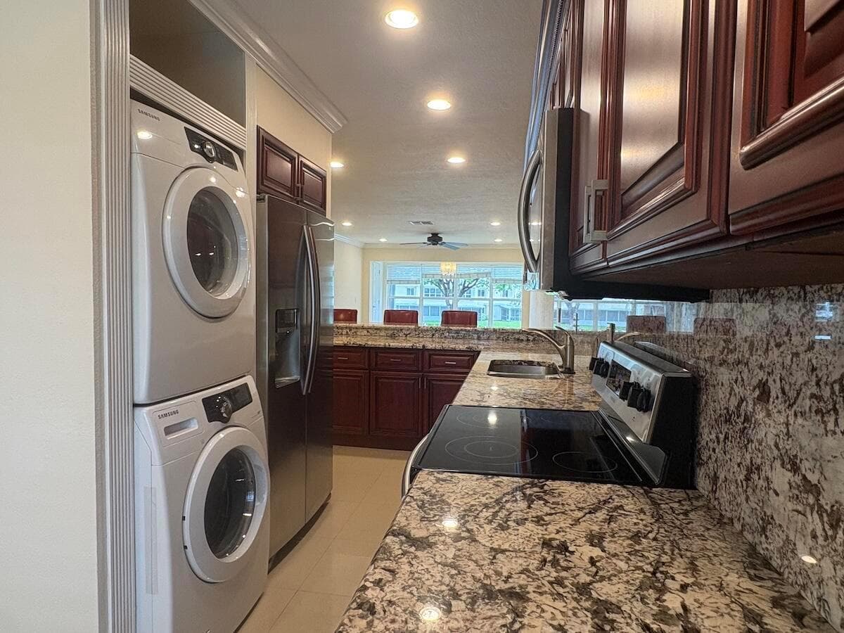 1441 NW 19th Terrace # 201, Delray Beach, FL 33445 photo 2