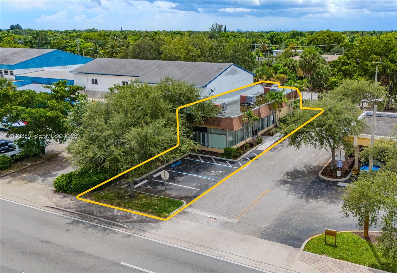3740 W Broward Blvd, Plantation, FL 33312