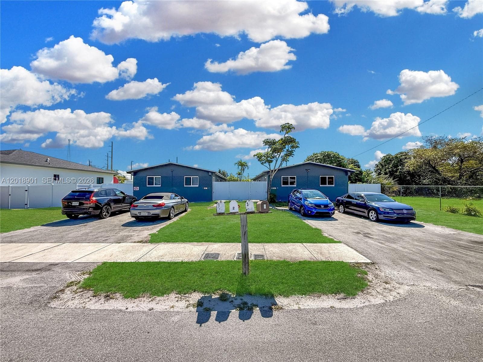 2620 NW 18th TER, Oakland Park, FL 33311