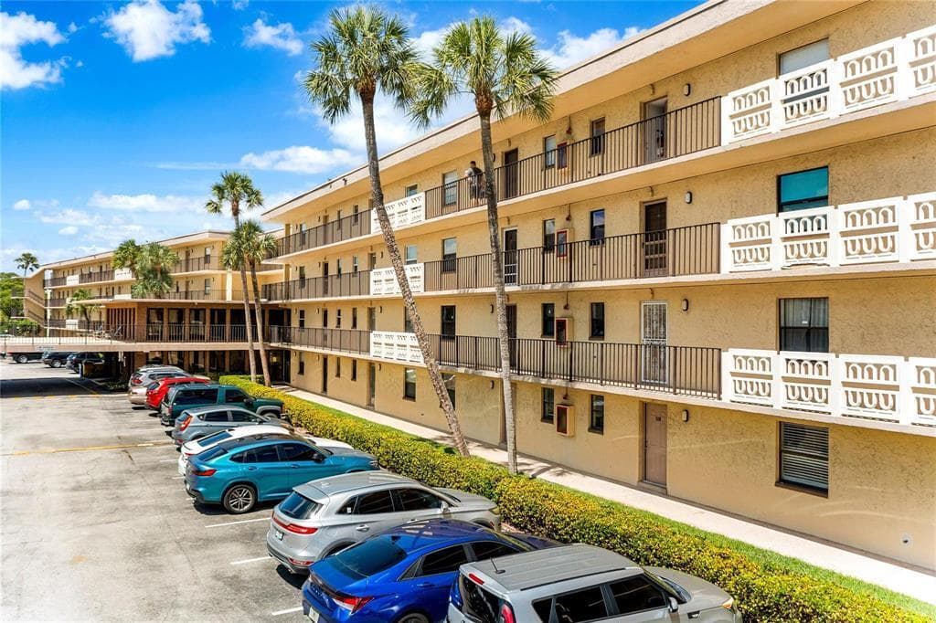 9355 SW 8th Street # 109, Boca Raton, FL 33428 photo 2