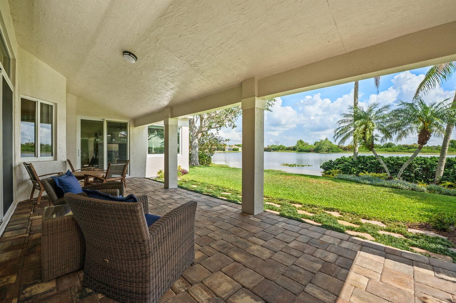 804 Heritage Drive, Weston, FL 33326 photo 3