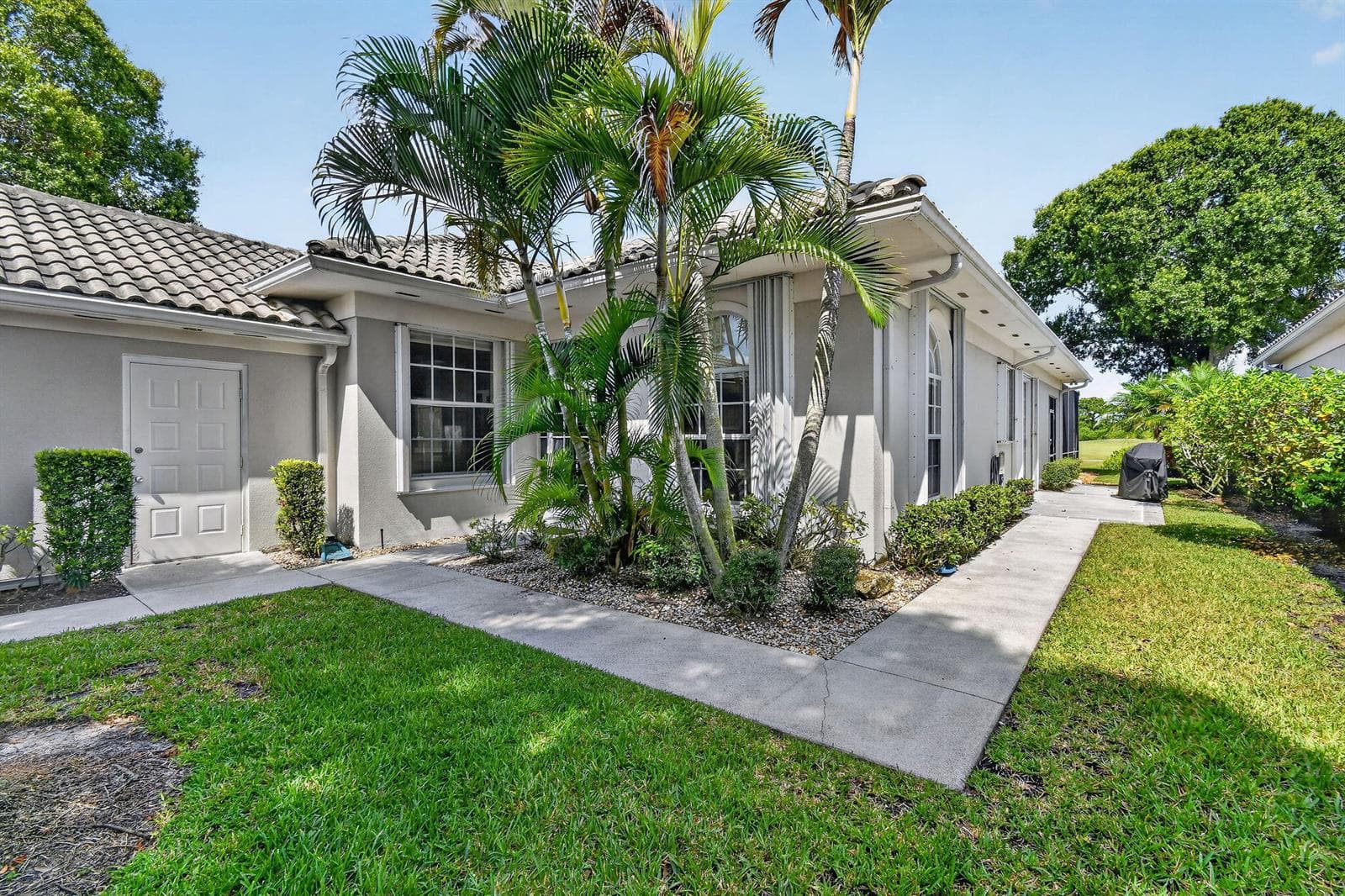 8081 SE Double Tree Drive, Hobe Sound, FL 33455 photo 4
