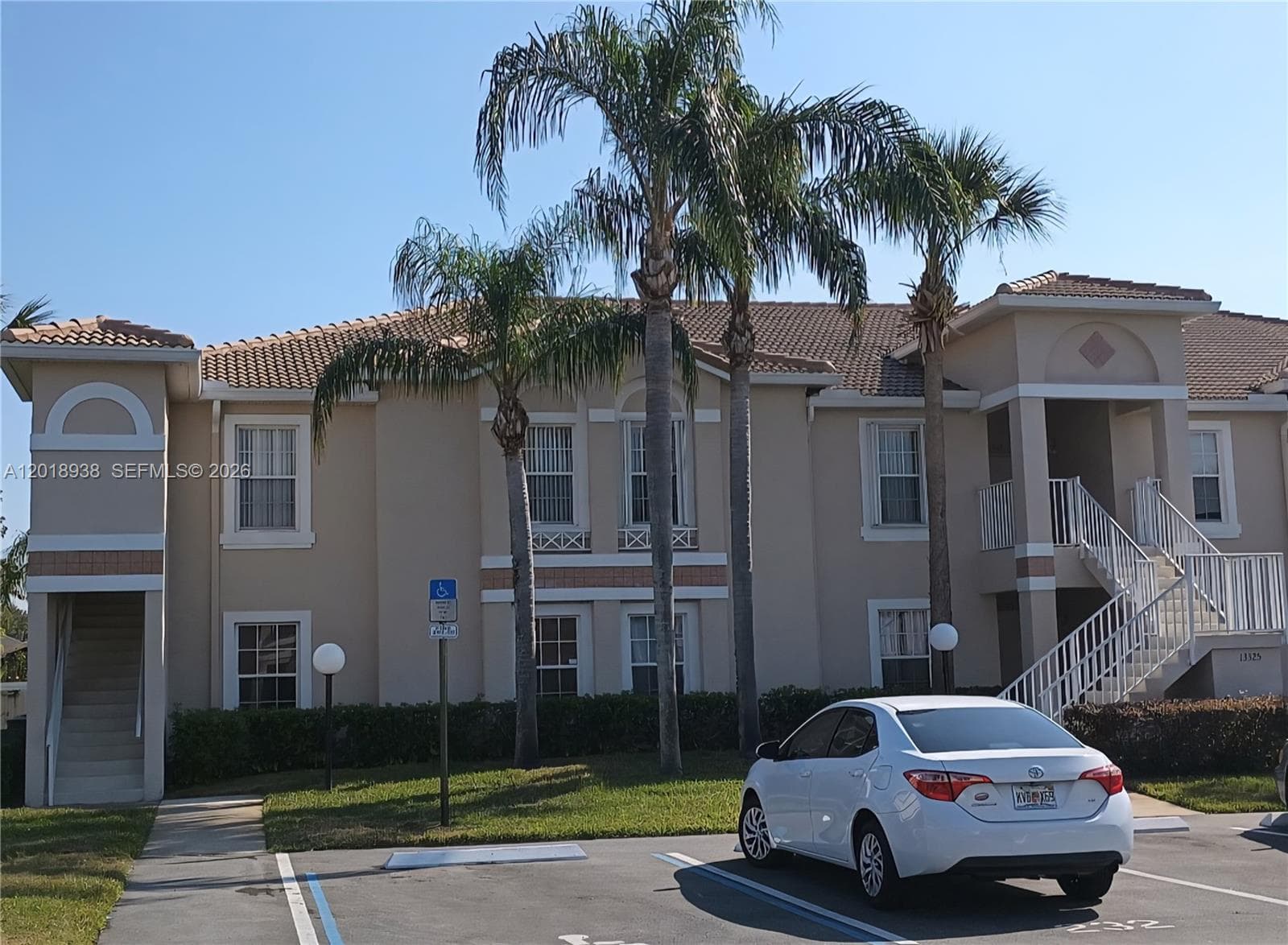 13325 Fairway Glen # 201, Orlando, FL 32824