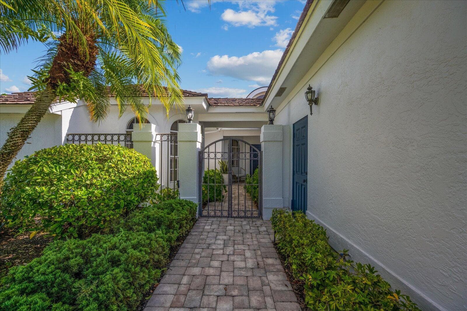 2466 Muir Circle, Wellington, FL 33414 photo 3