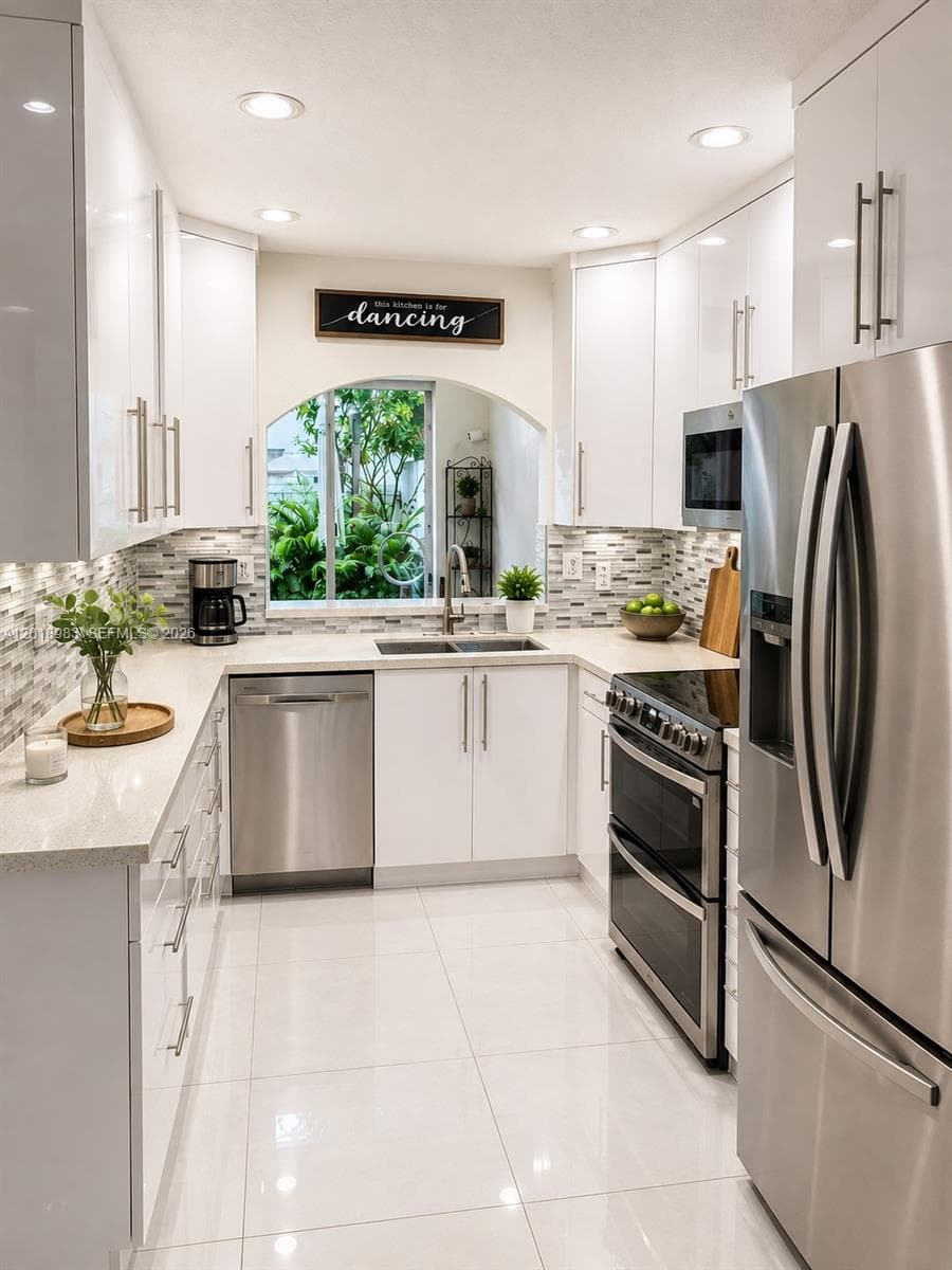 10973 NW 62nd Ter, Doral, FL 33178 photo 3