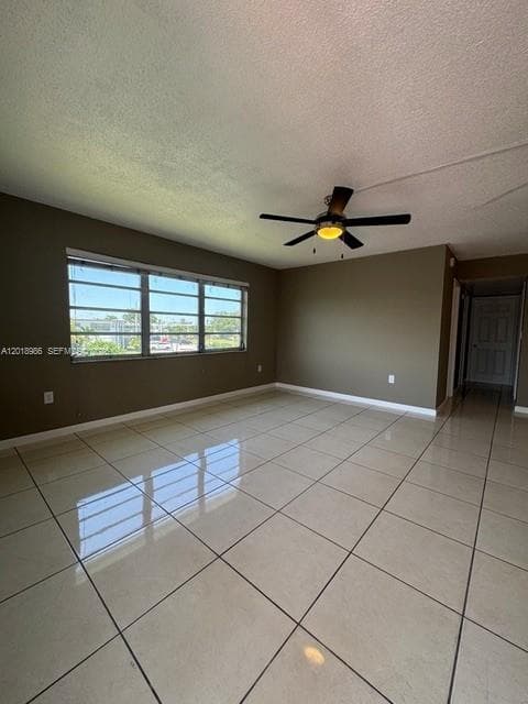 65 NE 202nd Ter # Q33, Miami Gardens, FL 33179 photo 2
