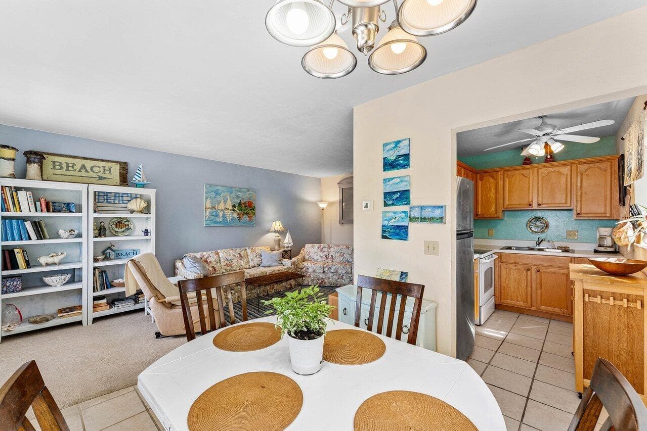 3280 Cynthia Lane # 214, FL 33461 photo 3