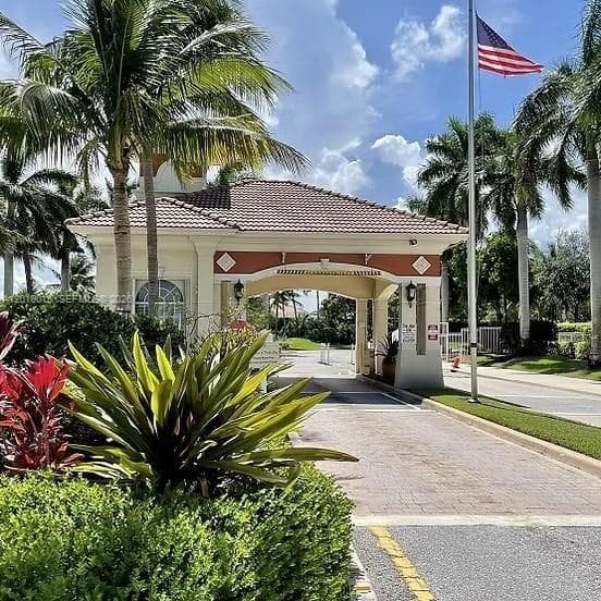 8014 Big Pine Way, Riviera Beach, FL 33407 photo 3