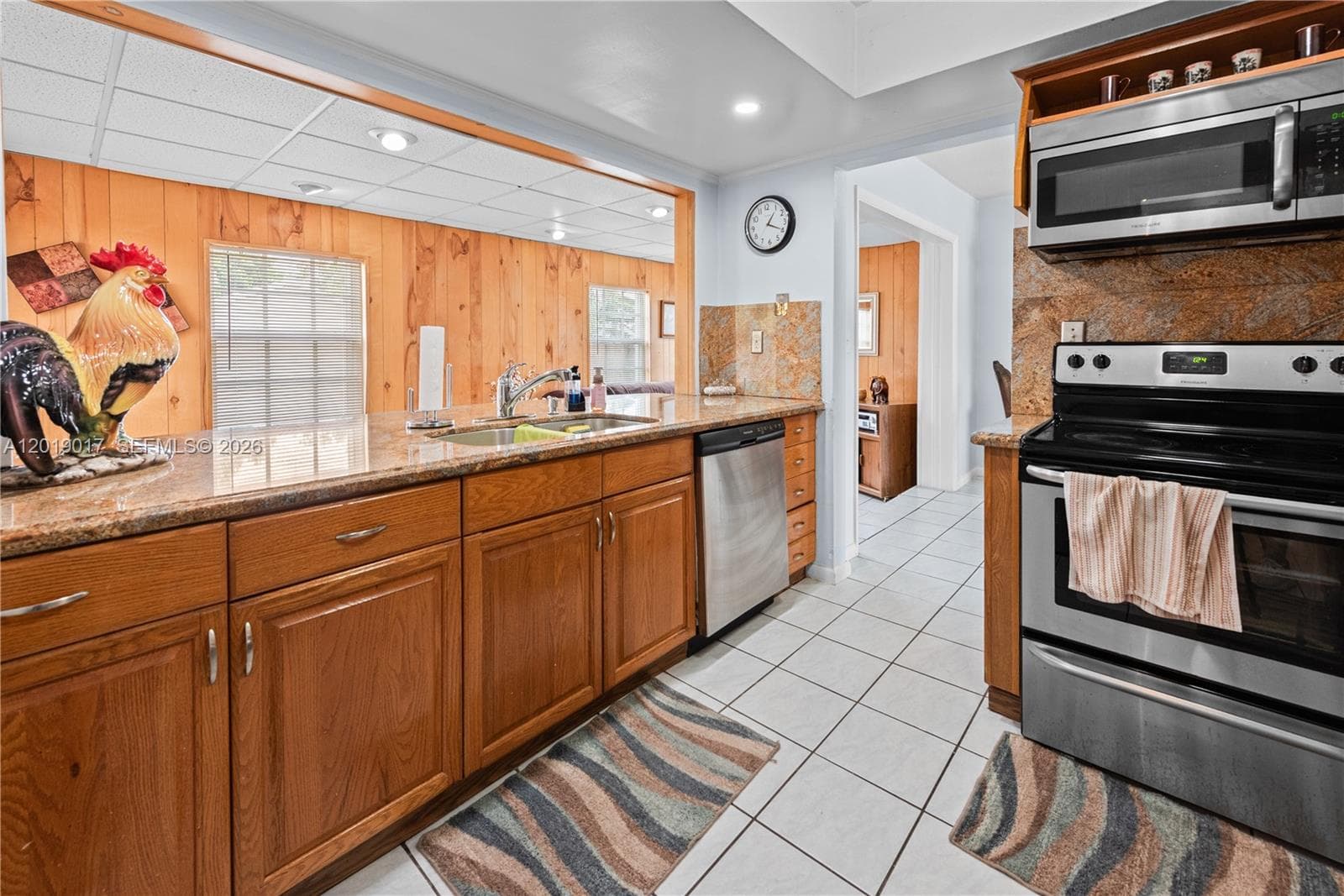 731 NW 17th St, Homestead, FL 33030 photo 5