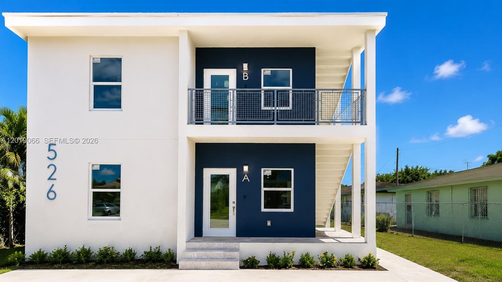 526 NW 6th St, Hallandale Beach, FL 33009 photo 4
