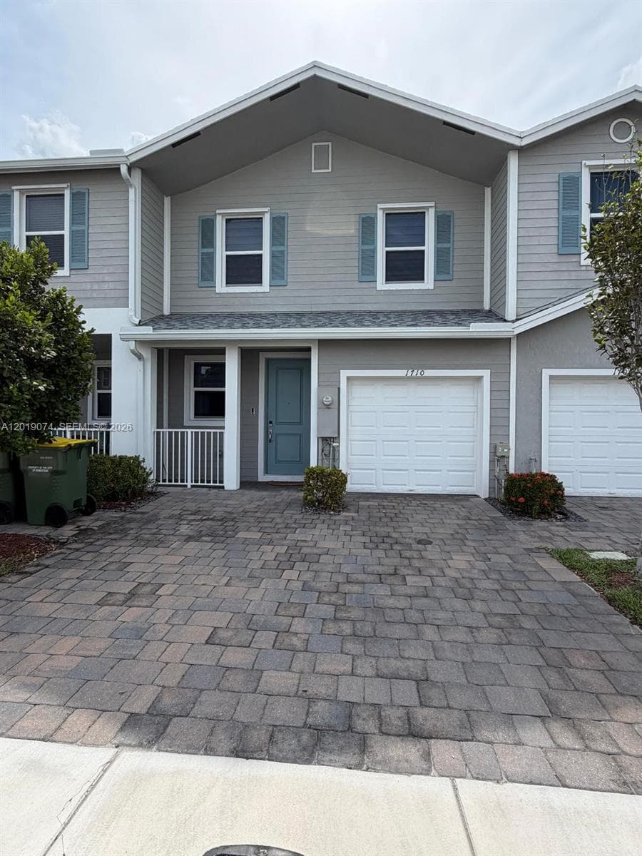1710 SE 9th Ave, Homestead, FL 33034
