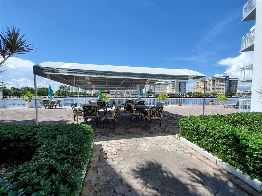 1913 S Ocean Dr # 212, Hallandale Beach, FL 33009 photo 3