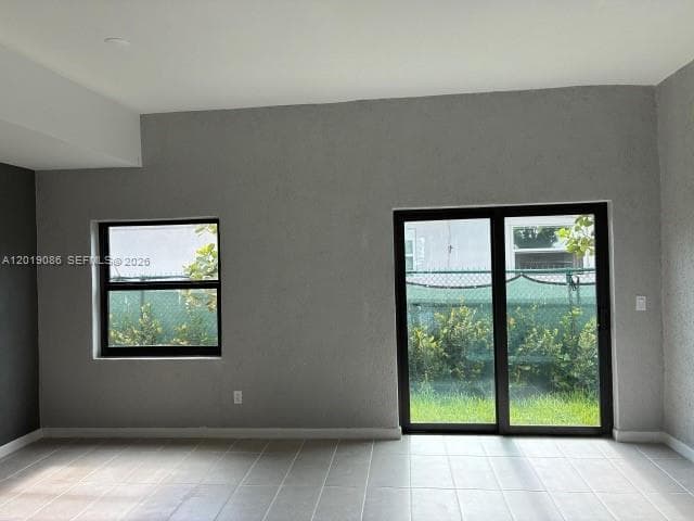 2511 Pierce St # 6, Hollywood, FL 33020 photo 4