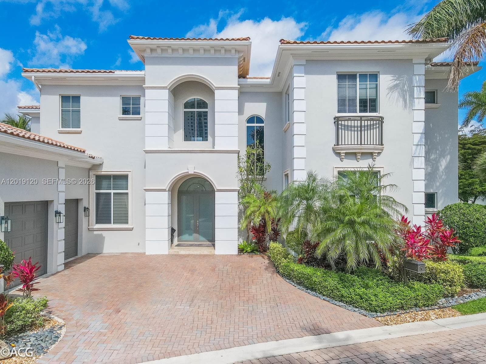 1480 Windjammer Way # ., Hollywood, FL 33019 photo 2