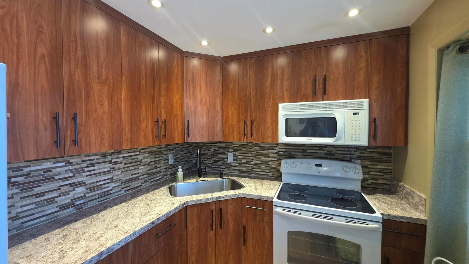 600 NE 2nd Street # 108, Dania Beach, FL 33004 photo 3