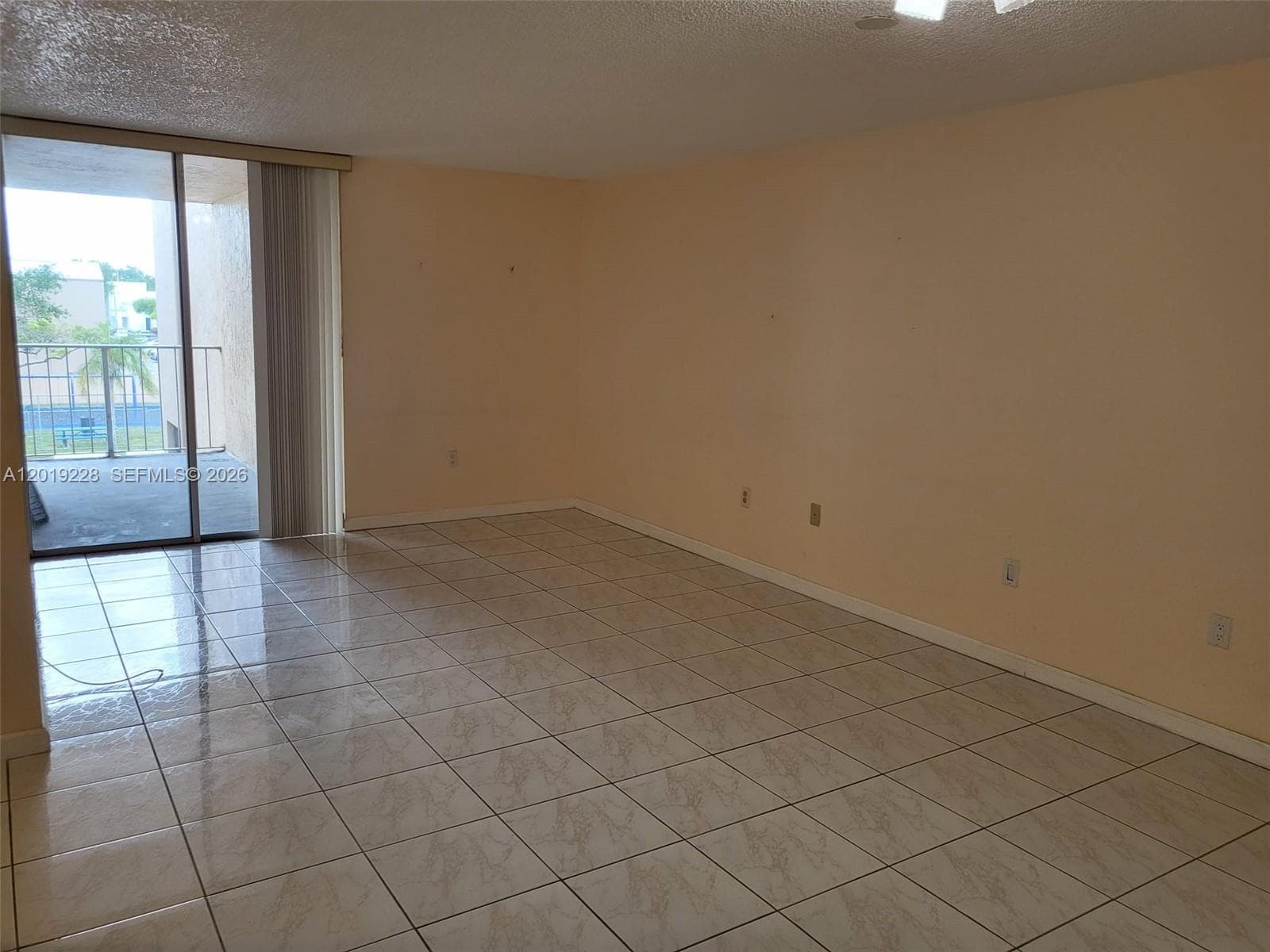 10801 SW 109th Ct # D305, Miami, FL 33176 photo 5