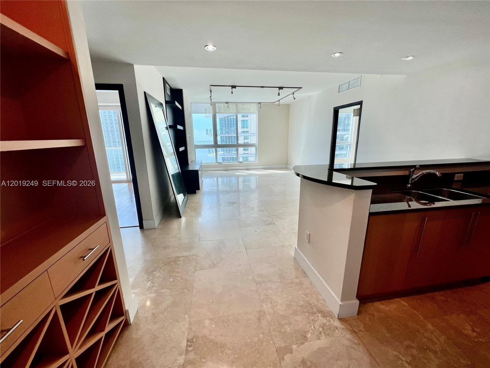 300 S Biscayne Blvd # 2606, Miami, FL 33131 photo 5