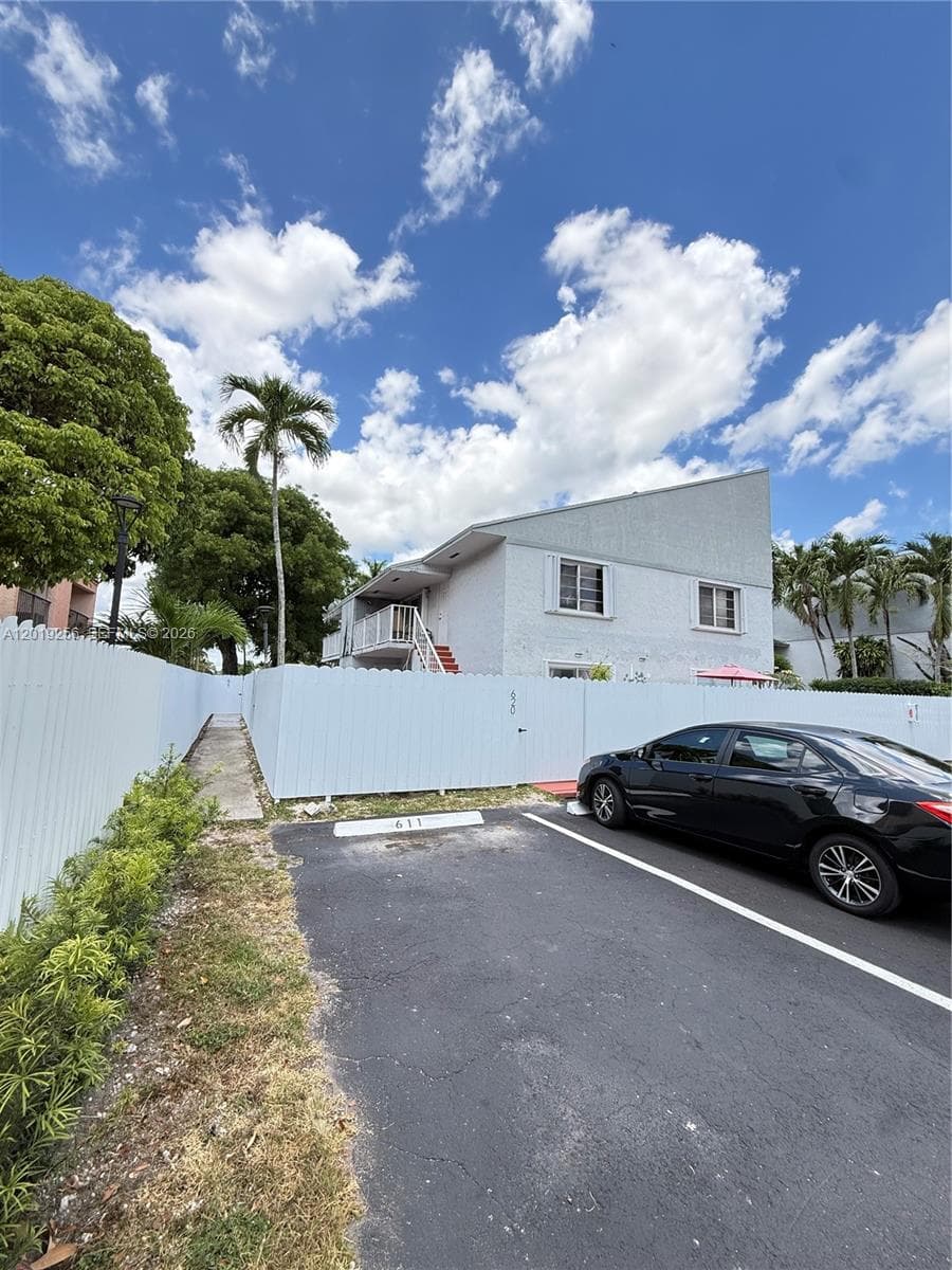 8480 SW 156th Pl # 620, Miami, FL 33193 photo 2