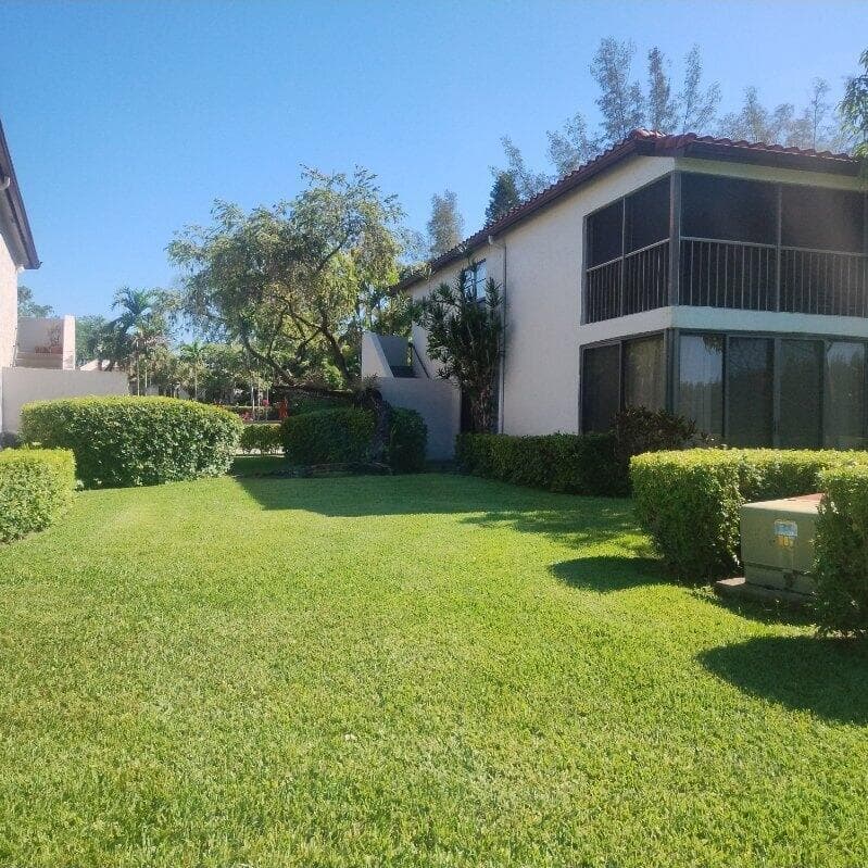 21535 Cypress Hammock Drive # 36j, Boca Raton, FL 33428 photo 2