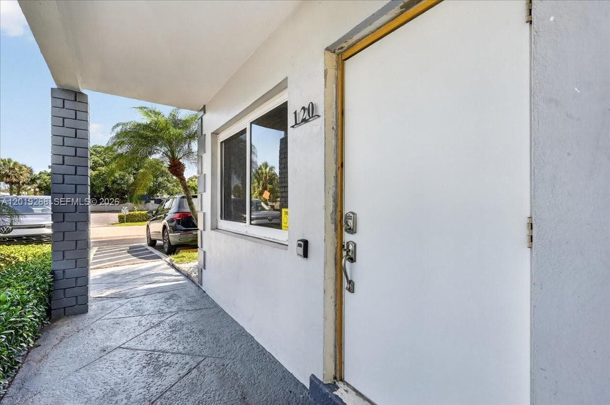 2115 NE 37th Dr # 120, Fort Lauderdale, FL 33308 photo 4