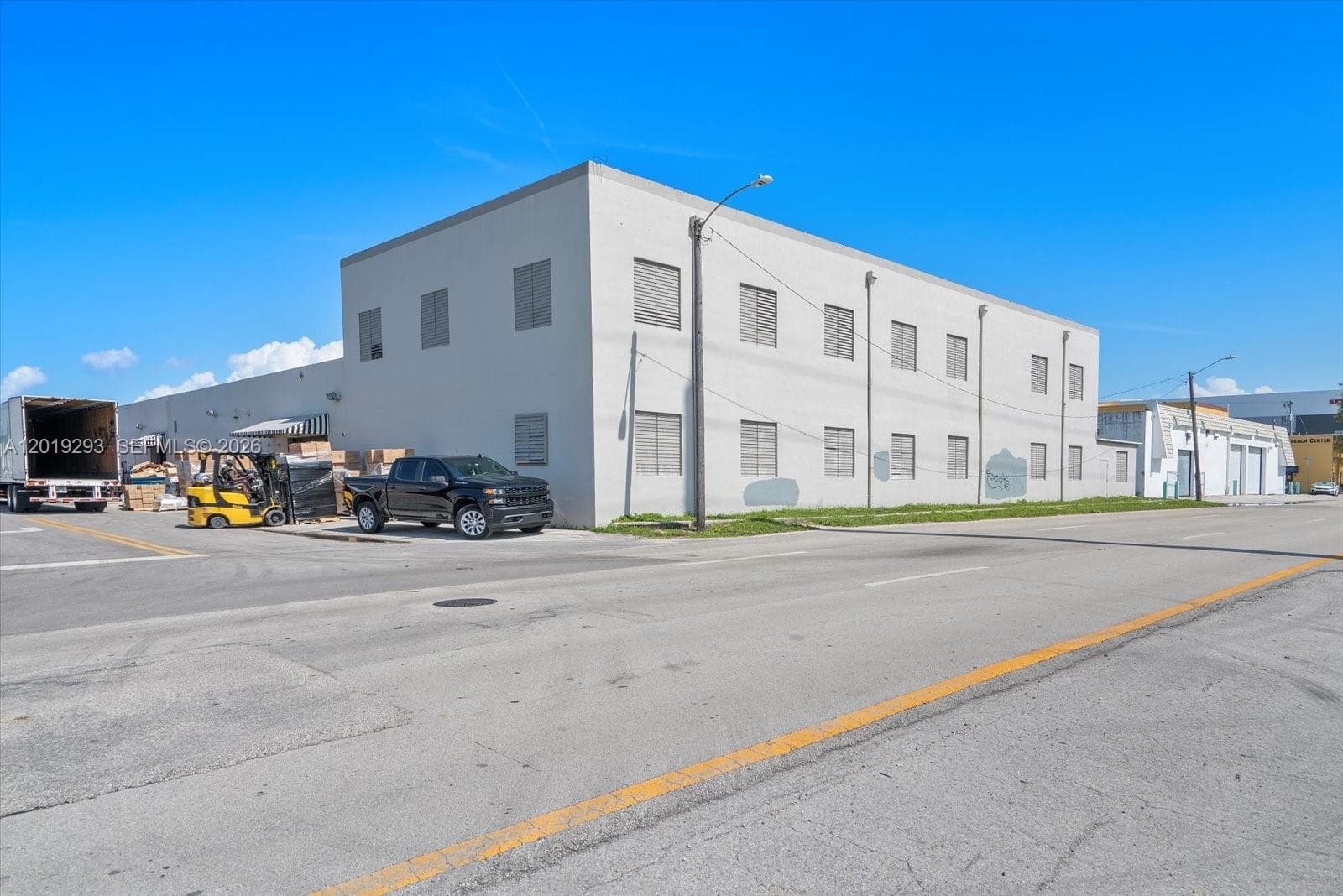 2040 Liberty St, Hollywood, FL 33020