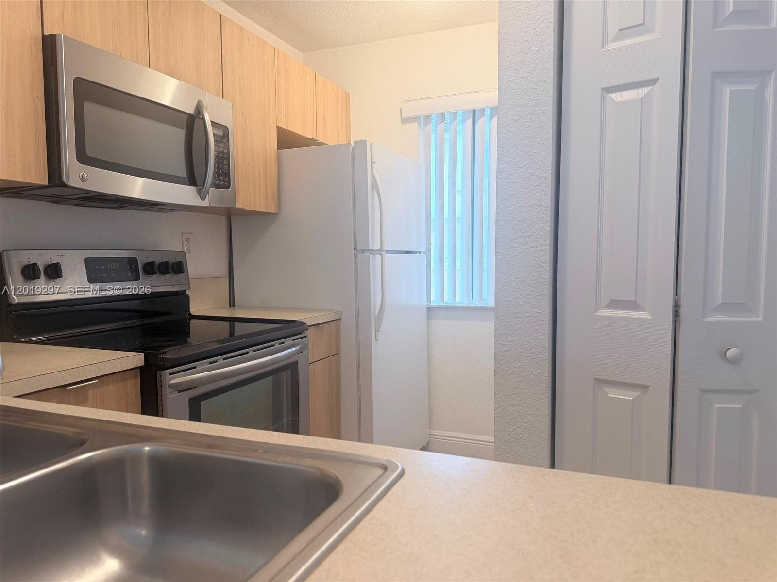 7989 NW 8th St # 107D, Miami, FL 33126 photo 3