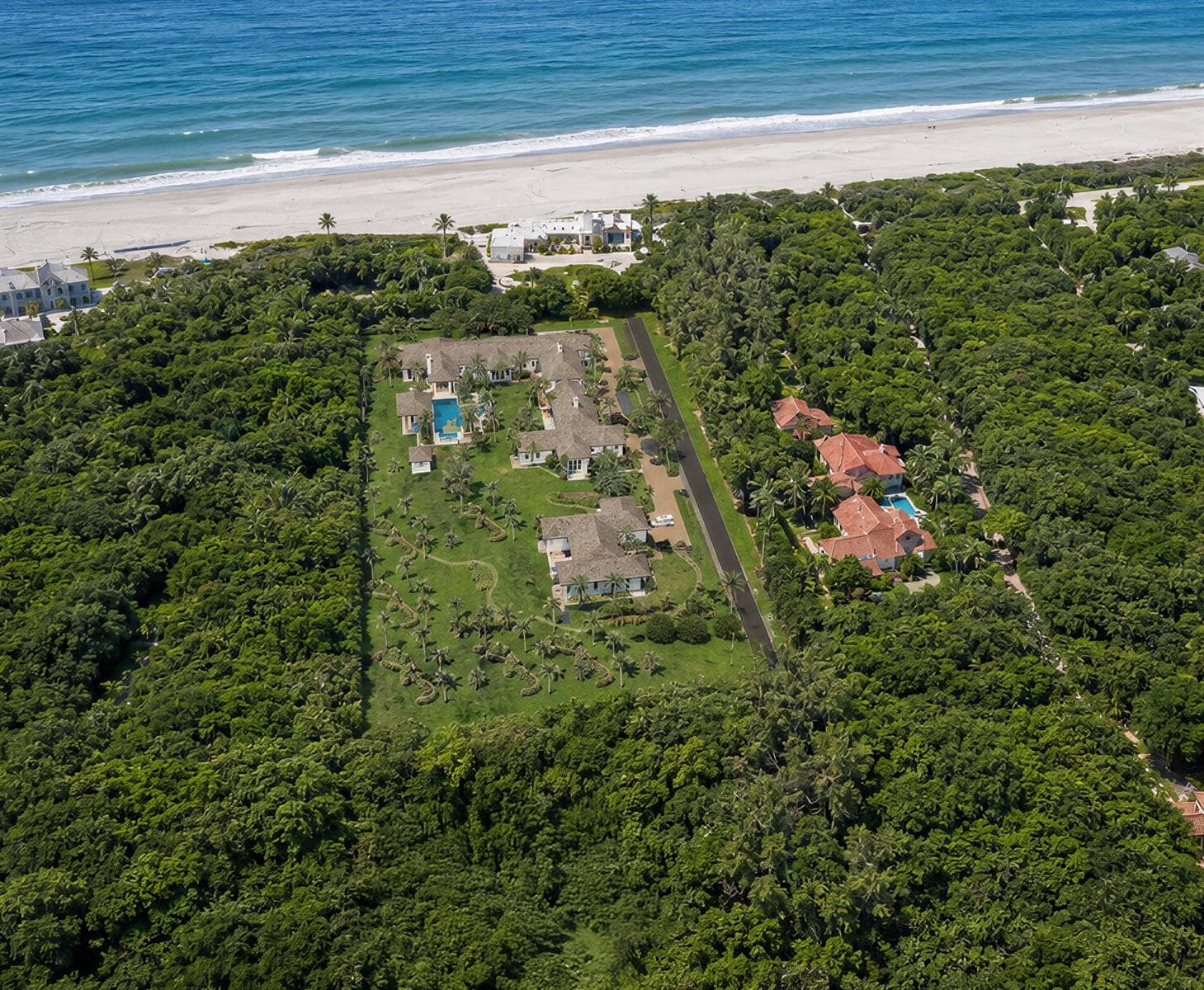 302 S Beach Road, Jupiter Island, FL 33455 photo 2