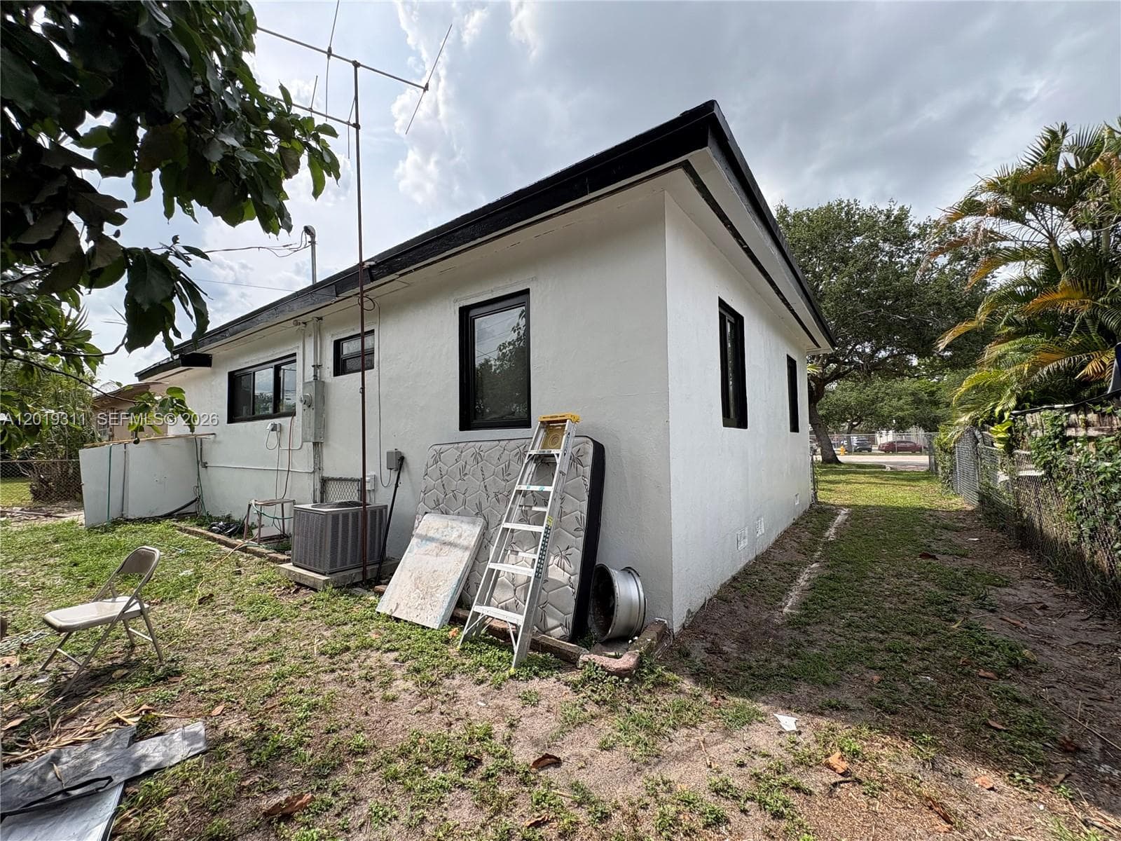 1250 NW 131st St, North Miami, FL 33167 photo 2