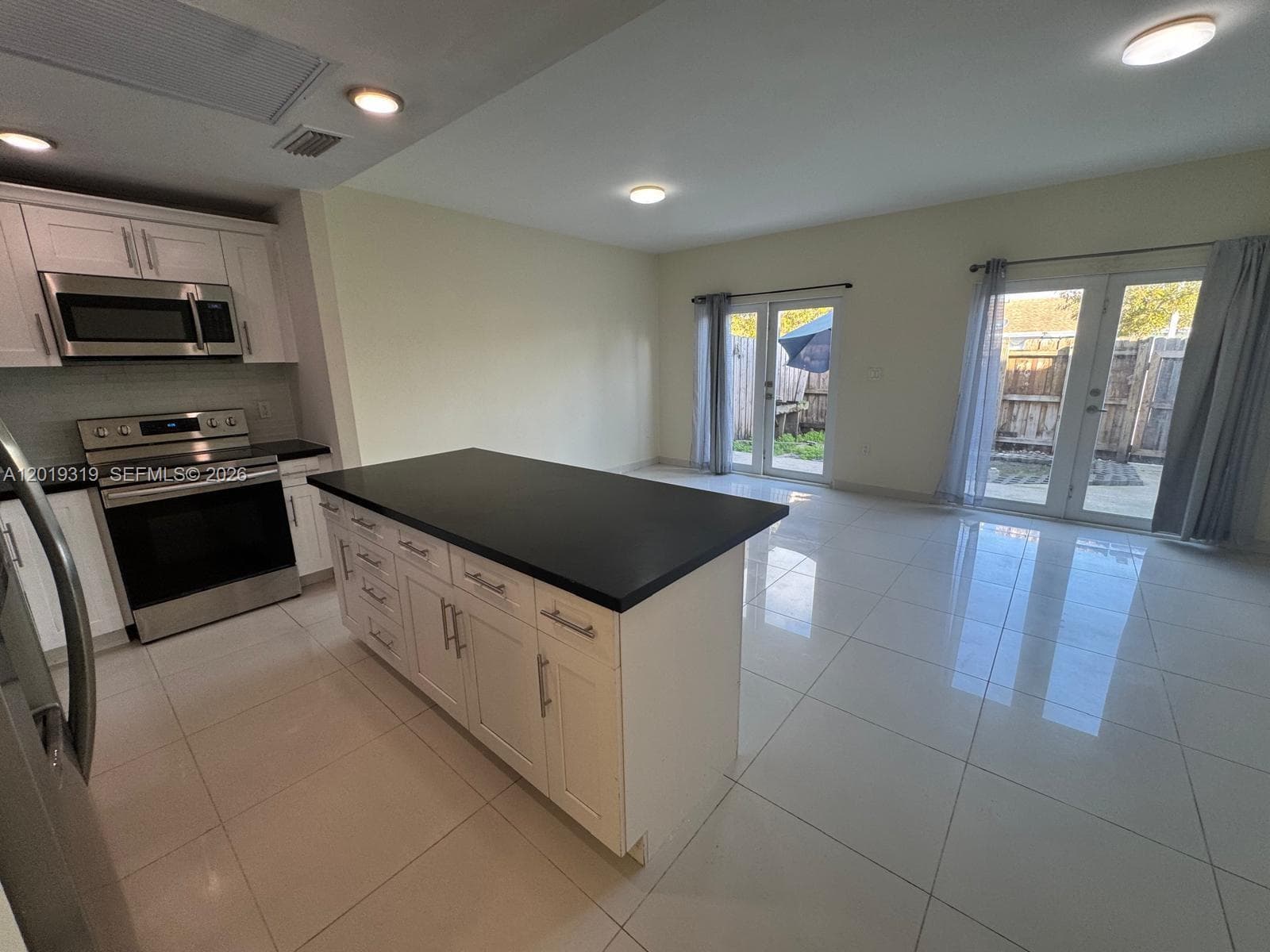 13724 SW 259th St, Homestead, FL 33032 photo 2