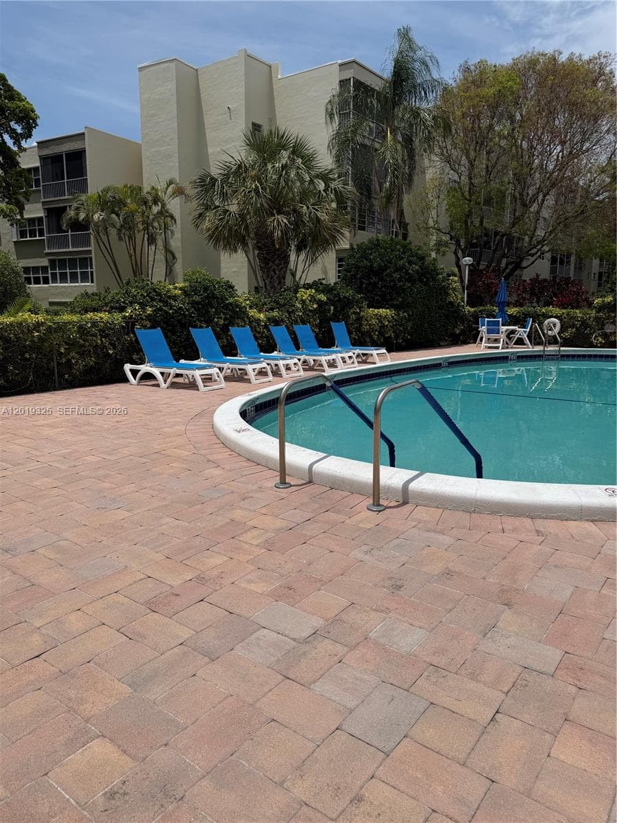 6701 Cypress Rd # 109, Plantation, FL 33317 photo 3