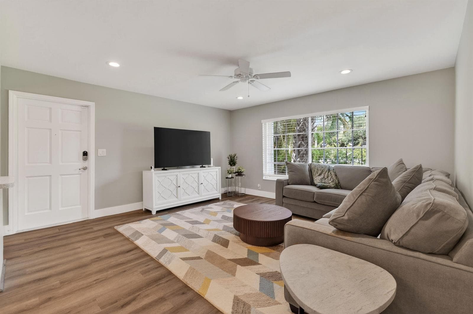 11521 Landing Place # E1, North Palm Beach, FL 33408 photo 2