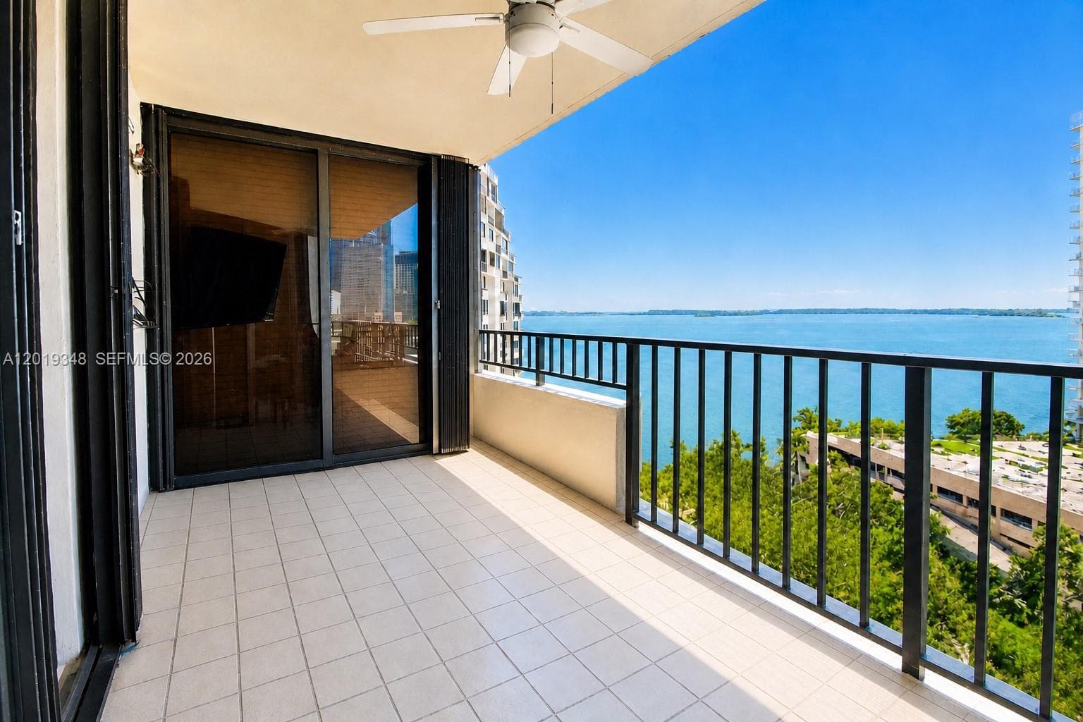 520 Brickell Key Dr # A1113, Miami, FL 33131 photo 2