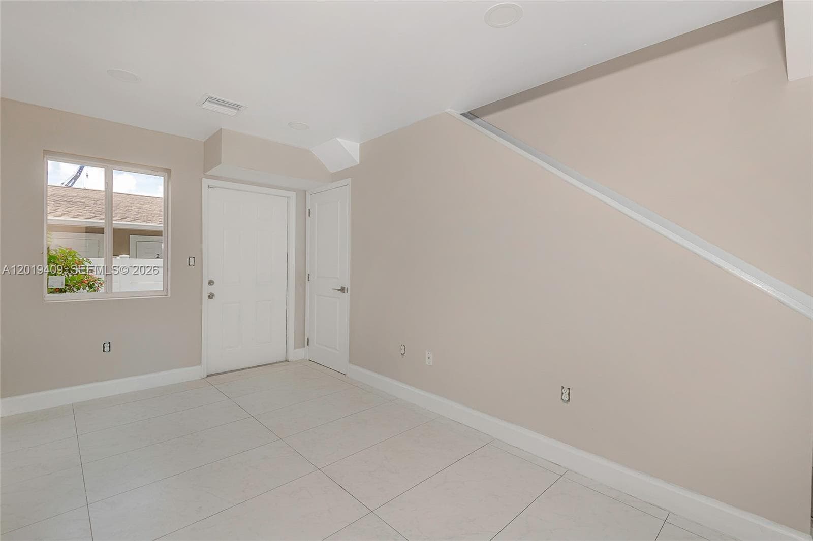 811-817 NW 3rd Ave, Fort Lauderdale, FL 33311 photo 4