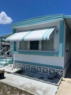 2430 SE Penny Lane, Stuart, FL 34994 photo 2