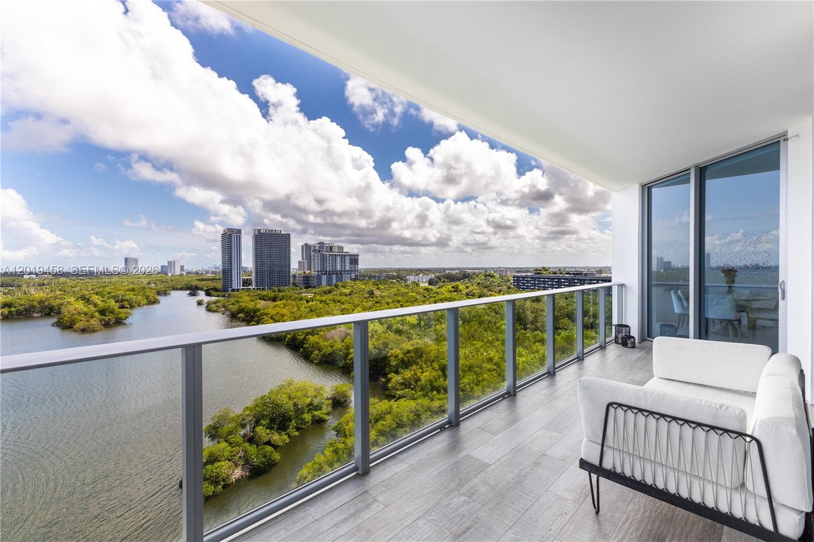17111 Biscayne Blvd # 1406, North Miami Beach, FL 33160 photo 5