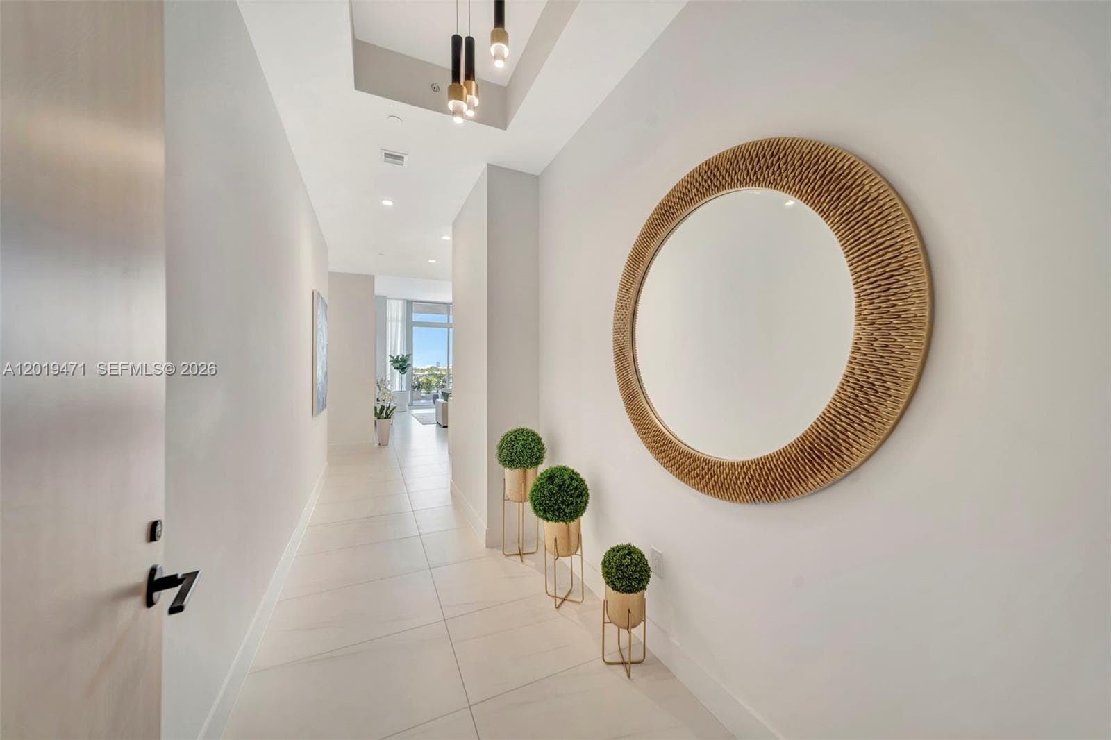 153 N Seabreeze # 403, Fort Lauderdale, FL 33304 photo 2