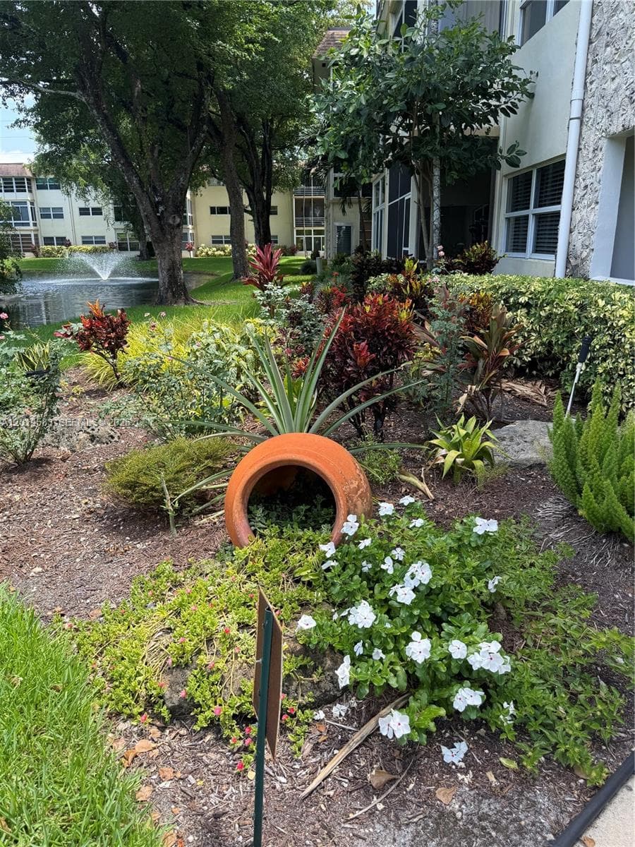 5131 W Oakland Park Blvd # 106, Lauderdale Lakes, FL 33313 photo 4