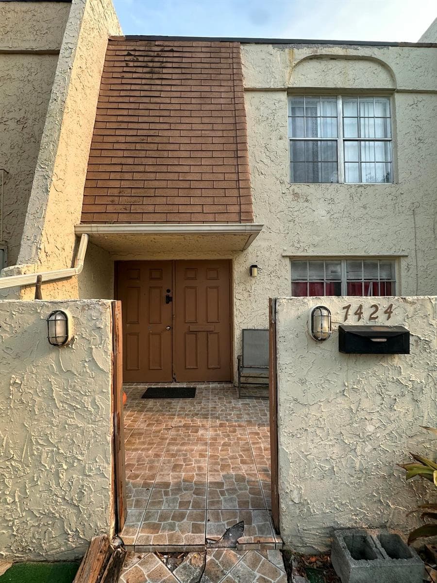 7424 NW 75th Street, Tamarac, FL 33321 photo 4