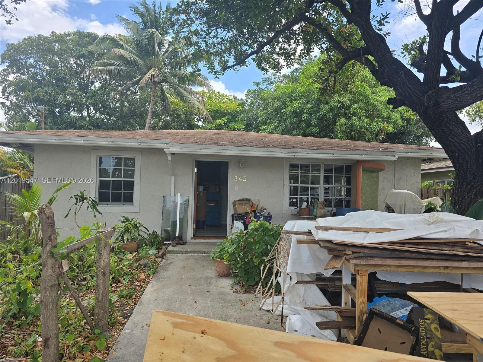242 NW 7th Ave, Dania Beach, FL 33004