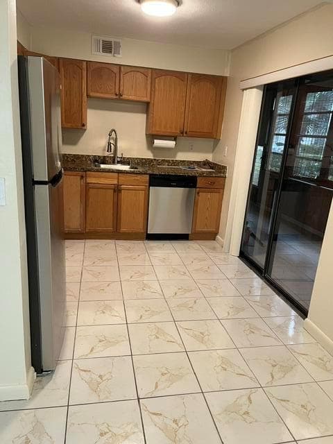 207 Capri E # 207, Delray Beach, FL 33484 photo 2